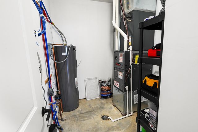 505 Vintage Lane, Pella, IA 50219