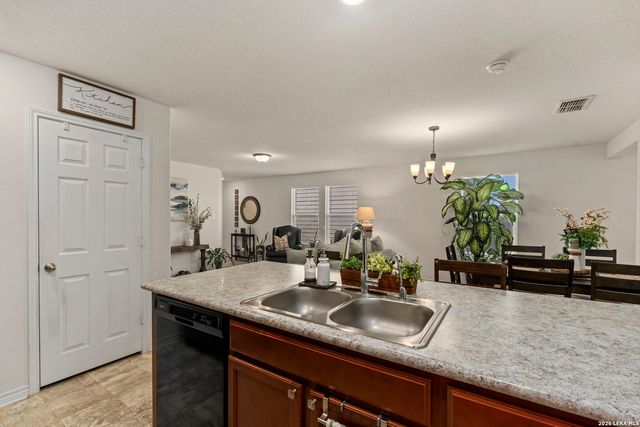 6915 Beltran Pass, San Antonio, TX 78252