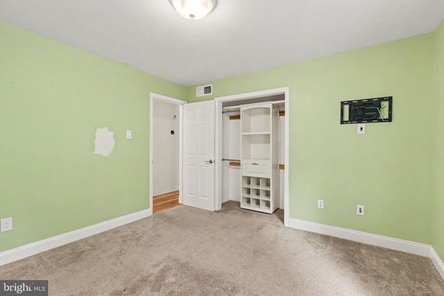 140 CODORUS FURNACE RD, Mount Wolf, PA 17347