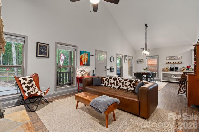 545 Twinbrook Lane, Maggie Valley, NC 28751