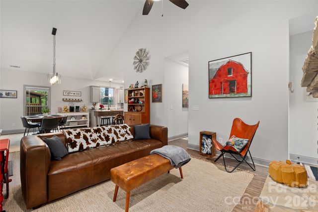 545 Twinbrook Lane, Maggie Valley, NC 28751