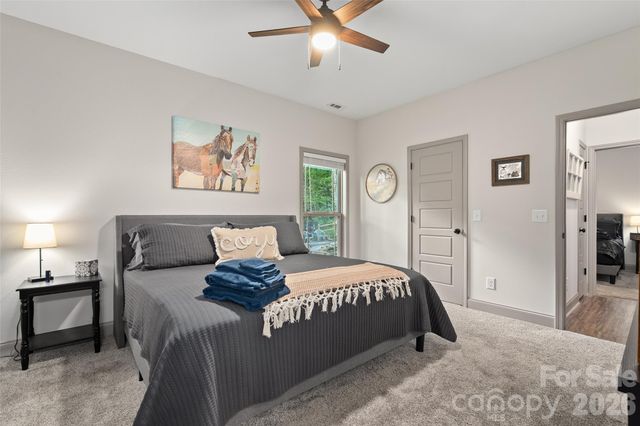 545 Twinbrook Lane, Maggie Valley, NC 28751