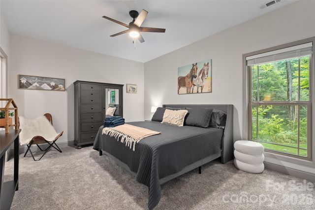 545 Twinbrook Lane, Maggie Valley, NC 28751