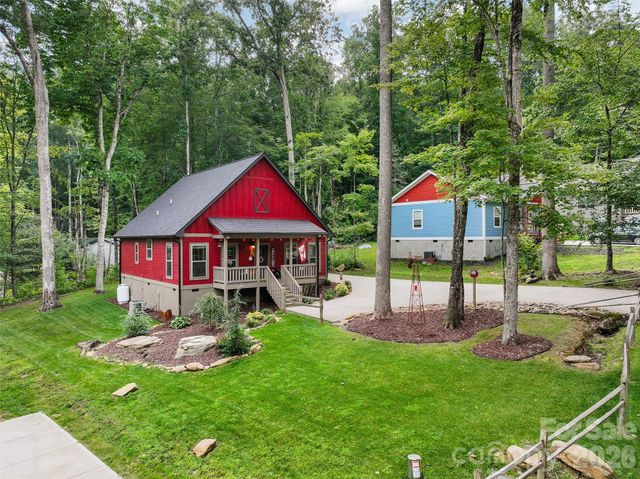 545 Twinbrook Lane, Maggie Valley, NC 28751