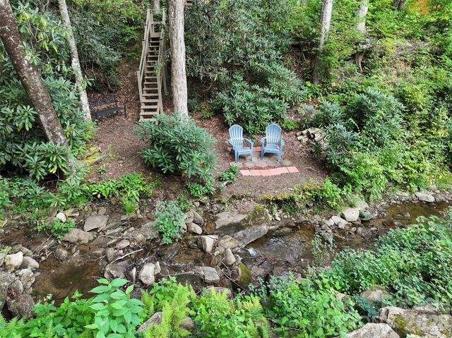545 Twinbrook Lane, Maggie Valley, NC 28751