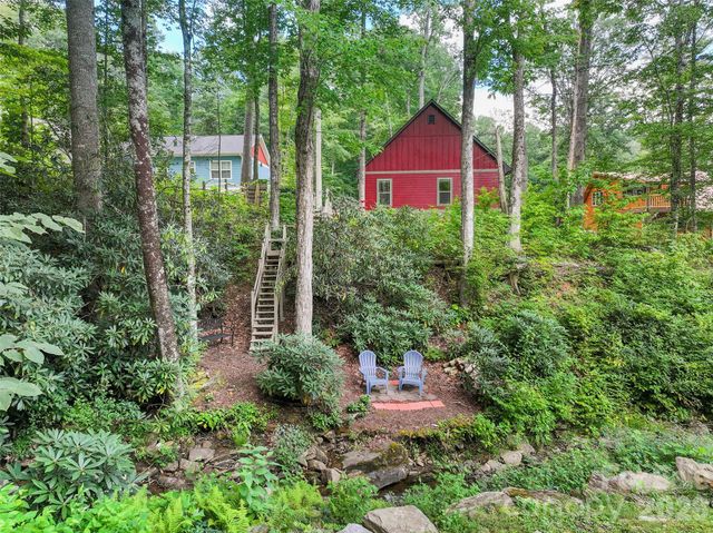 545 Twinbrook Lane, Maggie Valley, NC 28751