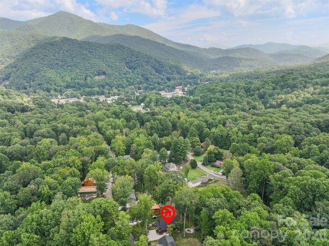 545 Twinbrook Lane, Maggie Valley, NC 28751