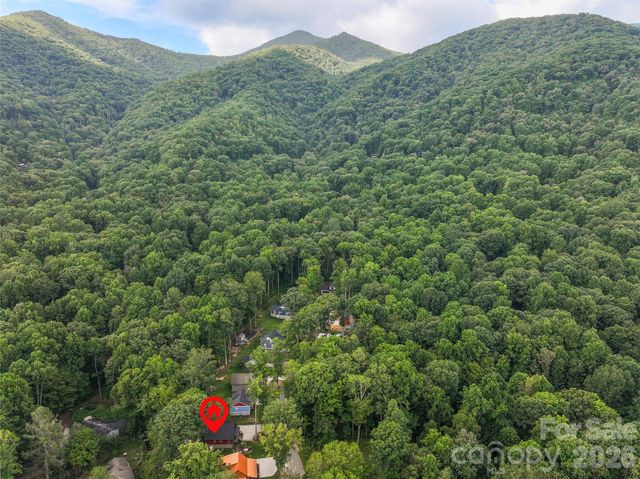 545 Twinbrook Lane, Maggie Valley, NC 28751