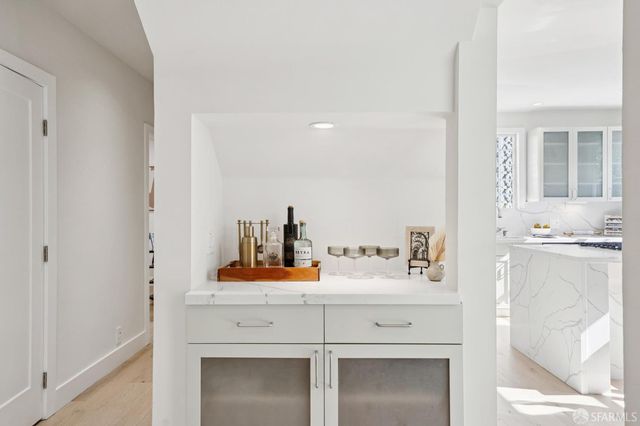 415 Ashbury Street, San Francisco, CA 94117