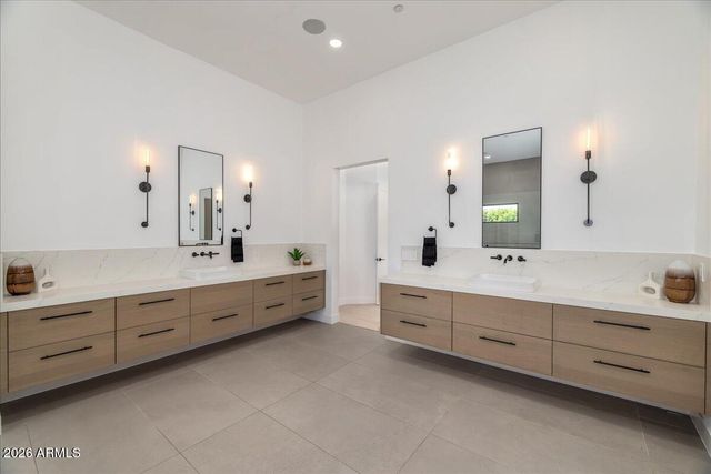 11681 E COCHISE Drive, Scottsdale, AZ 85259