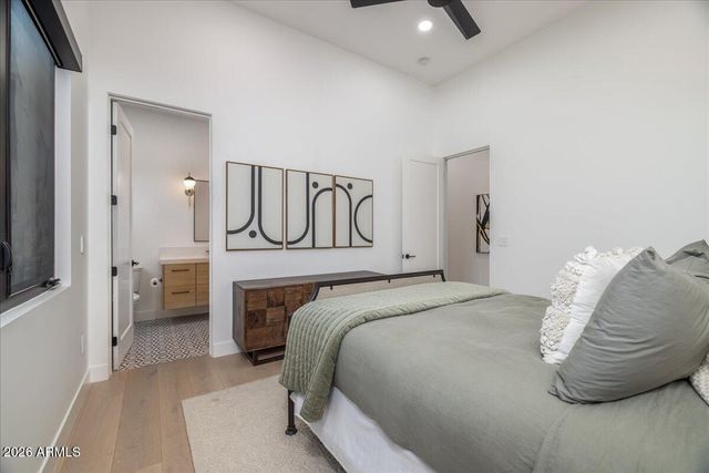 11681 E COCHISE Drive, Scottsdale, AZ 85259