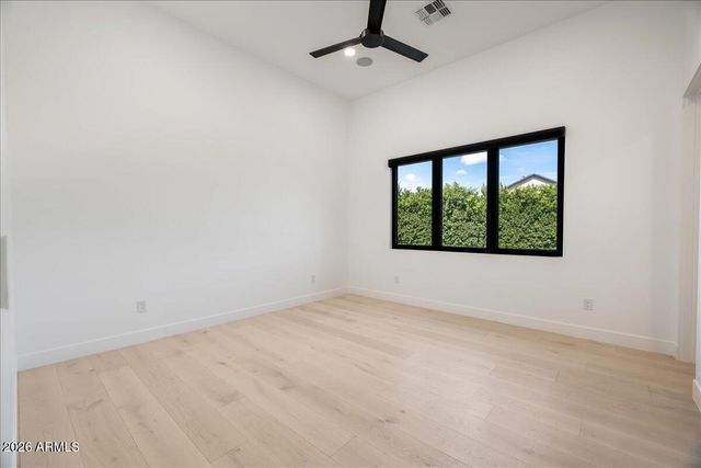 11681 E COCHISE Drive, Scottsdale, AZ 85259