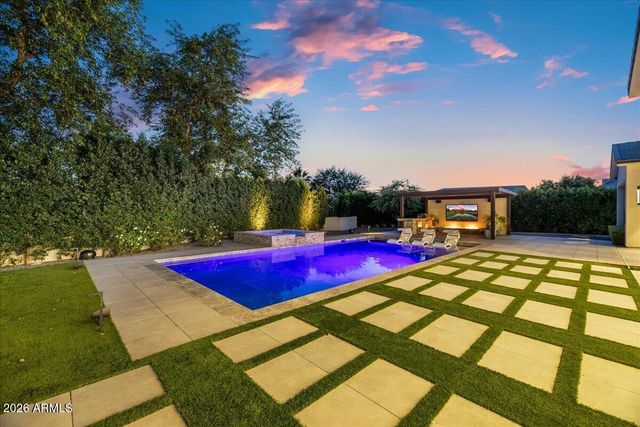 11681 E COCHISE Drive, Scottsdale, AZ 85259
