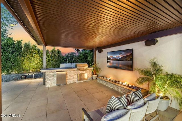 11681 E COCHISE Drive, Scottsdale, AZ 85259