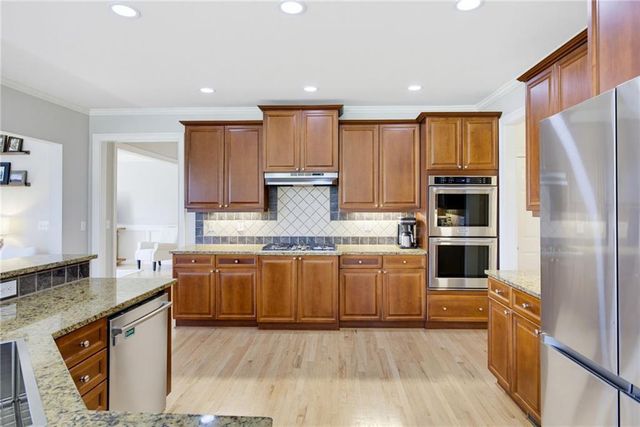 333 Golf Crest Drive, Acworth, GA 30101