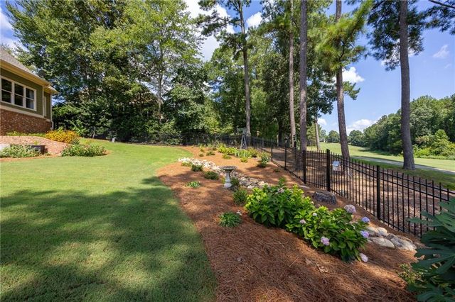 333 Golf Crest Drive, Acworth, GA 30101