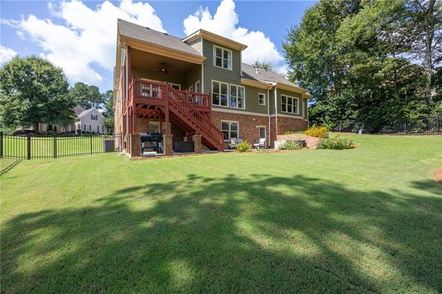 333 Golf Crest Drive, Acworth, GA 30101