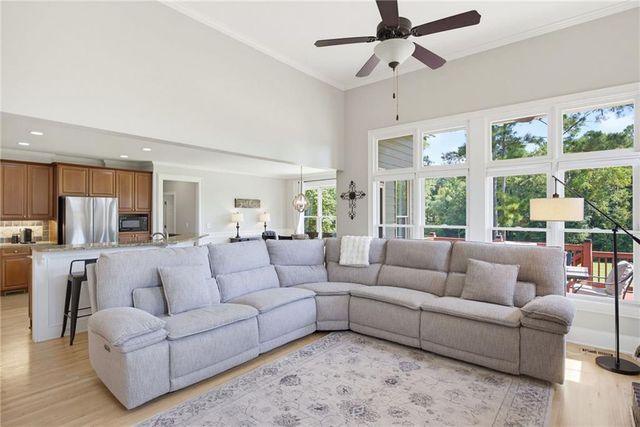 333 Golf Crest Drive, Acworth, GA 30101