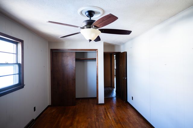 2243 N Missouri Avenue, Springfield, MO 65803