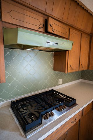 2243 N Missouri Avenue, Springfield, MO 65803