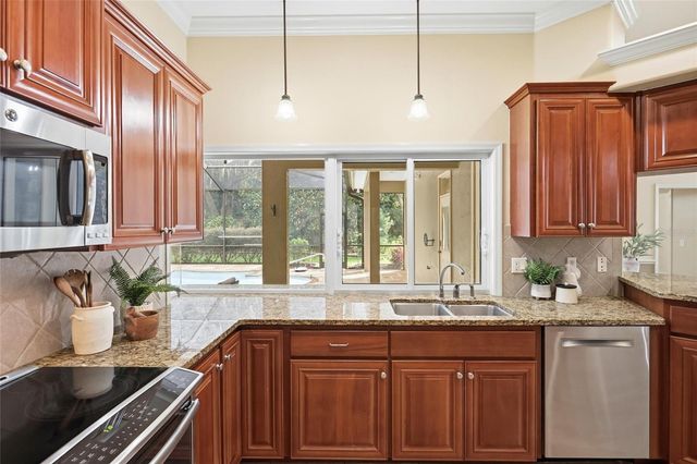 2920 CHICKASAW CIRCLE, Haines City, FL 33844