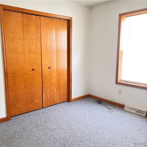 12 Orangewood Drive, Clay, NY 13090