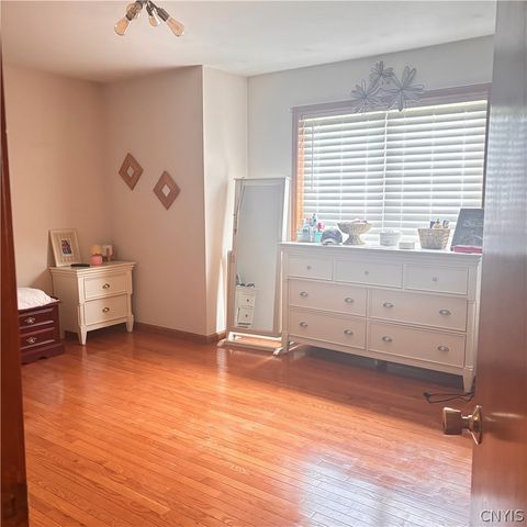 12 Orangewood Drive, Clay, NY 13090