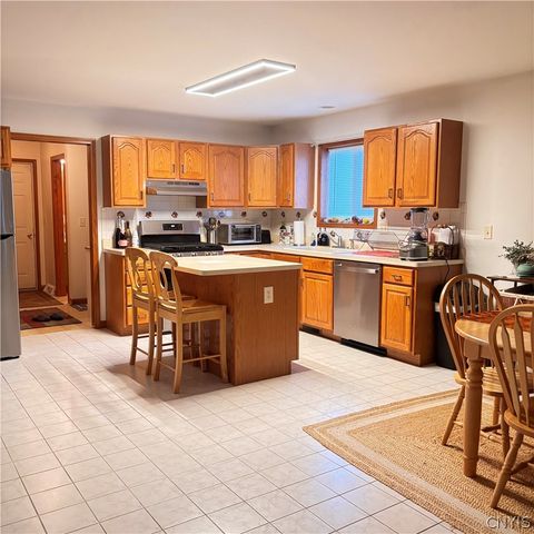 12 Orangewood Drive, Clay, NY 13090