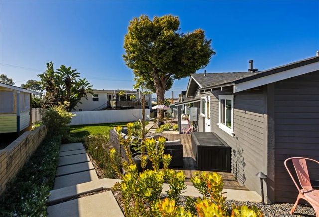 389 Park, Laguna Beach, CA 92651