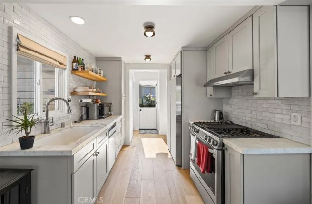 389 Park, Laguna Beach, CA 92651