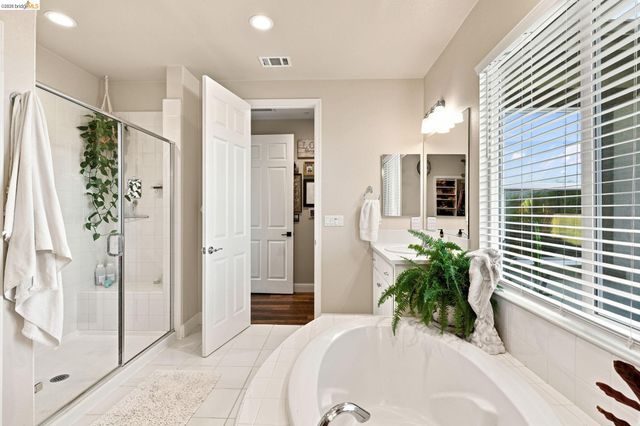 5456 Mountain Ridge Way, Antioch, CA 94531