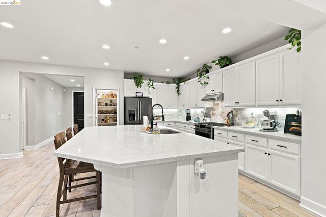 5456 Mountain Ridge Way, Antioch, CA 94531