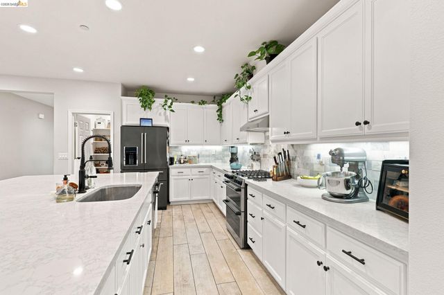 5456 Mountain Ridge Way, Antioch, CA 94531