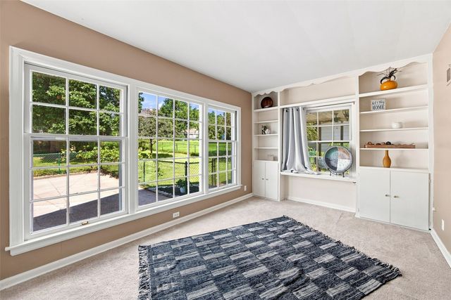1926 Blake Boulevard SE, Cedar Rapids, IA 52403