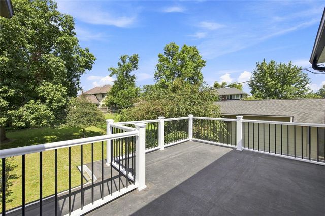 1926 Blake Boulevard SE, Cedar Rapids, IA 52403
