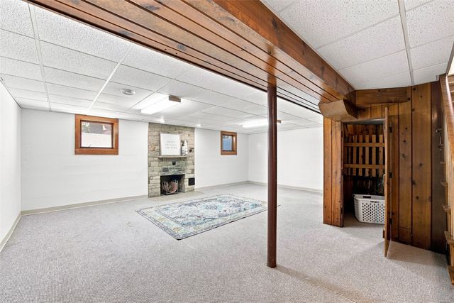 1926 Blake Boulevard SE, Cedar Rapids, IA 52403