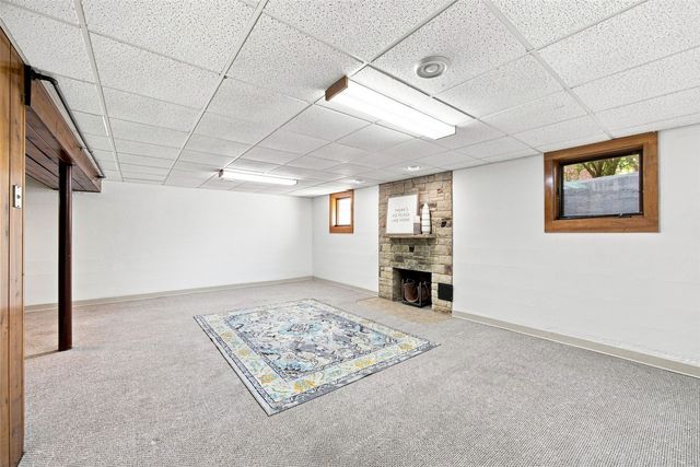 1926 Blake Boulevard SE, Cedar Rapids, IA 52403