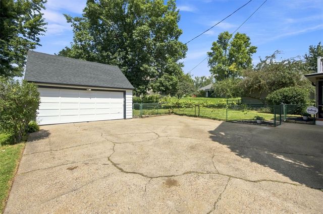 1926 Blake Boulevard SE, Cedar Rapids, IA 52403