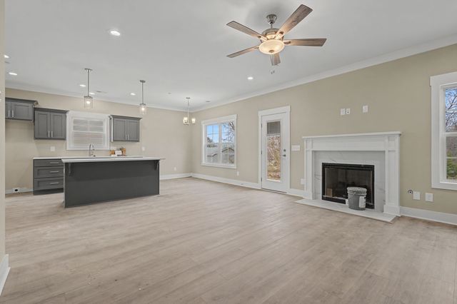 137 Traveller Ln, La Vergne, TN 37086