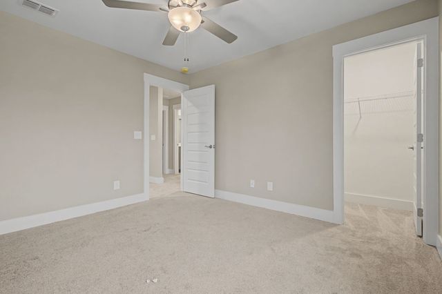 137 Traveller Ln, La Vergne, TN 37086