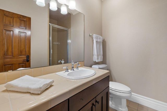 708 SUNFISH ST, Lakeway, TX 78734