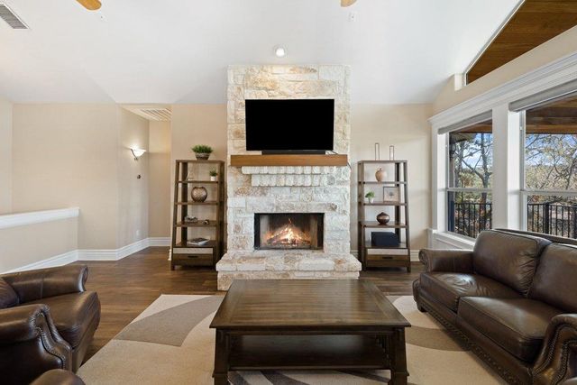 708 SUNFISH ST, Lakeway, TX 78734