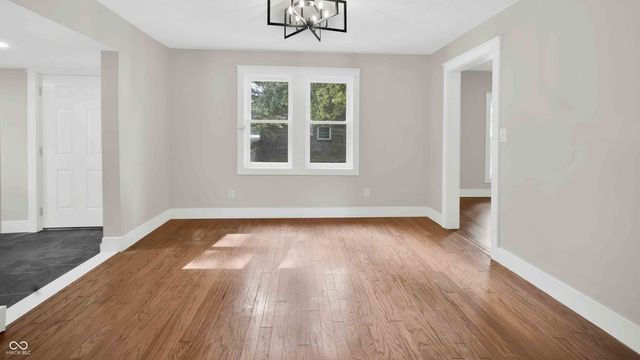 108 E Washington, Mooresville, IN 46158