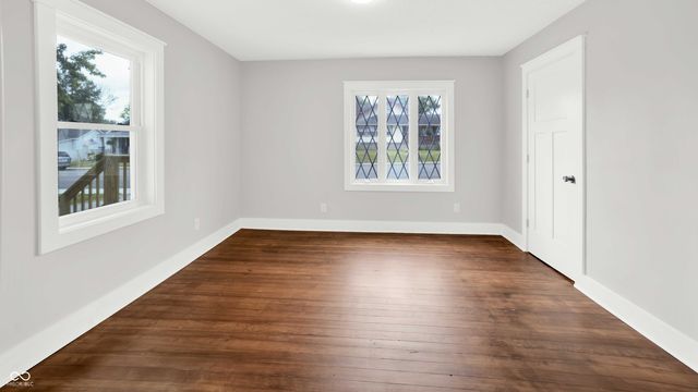 108 E Washington, Mooresville, IN 46158