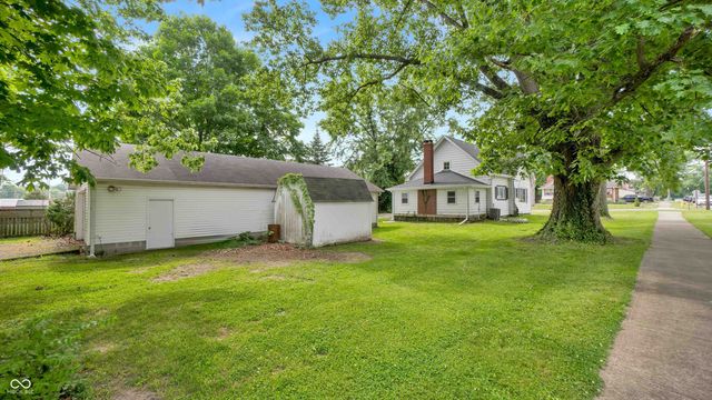 108 E Washington, Mooresville, IN 46158