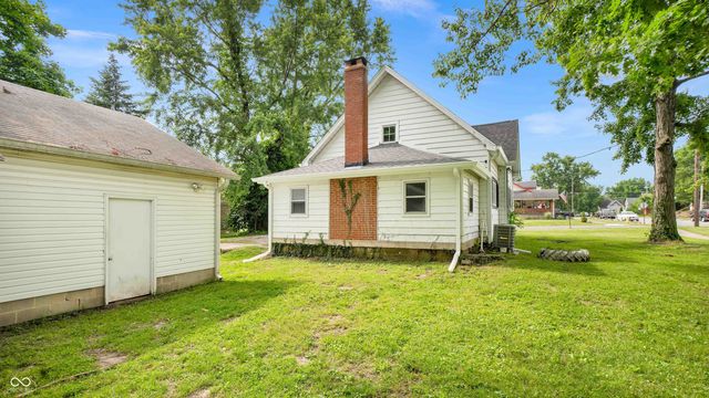 108 E Washington, Mooresville, IN 46158