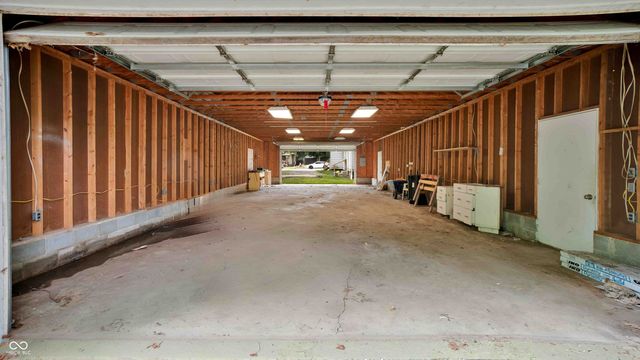108 E Washington, Mooresville, IN 46158