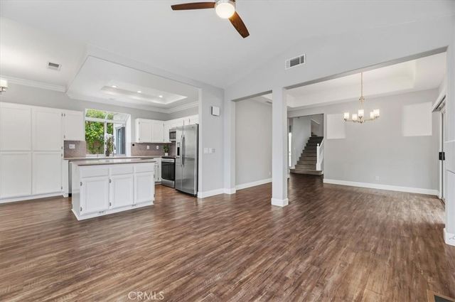 40483 Via Estrada, Murrieta, CA 92562