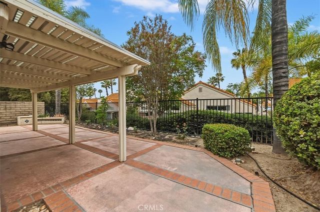 40483 Via Estrada, Murrieta, CA 92562