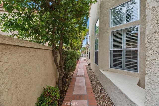 40483 Via Estrada, Murrieta, CA 92562